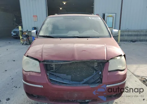 2010 Chrysler Town & Country Limited z USA, uszkodzony, nr VIN 2A4RR7DX7AR495196